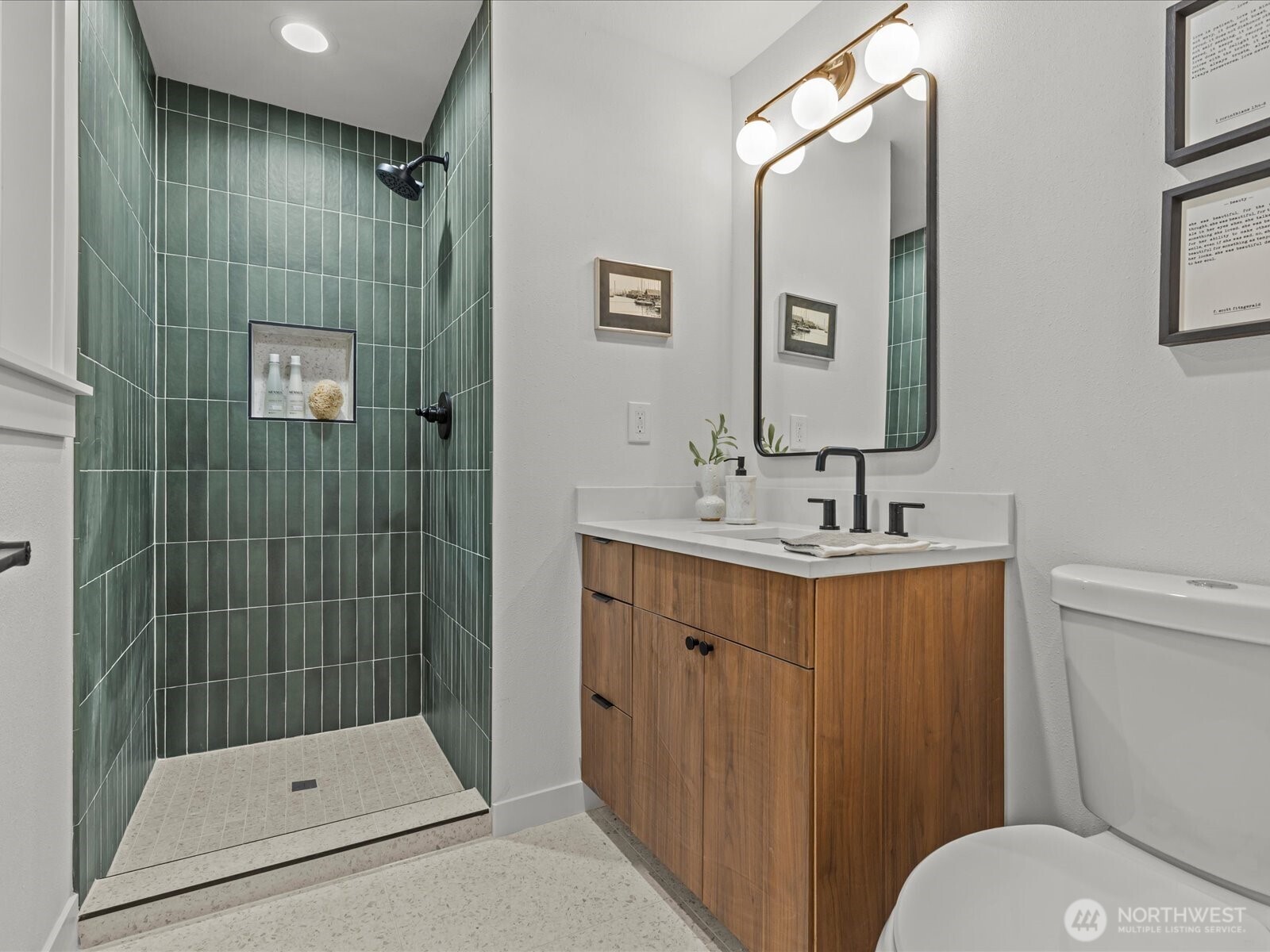 19104 17th Avenue NW