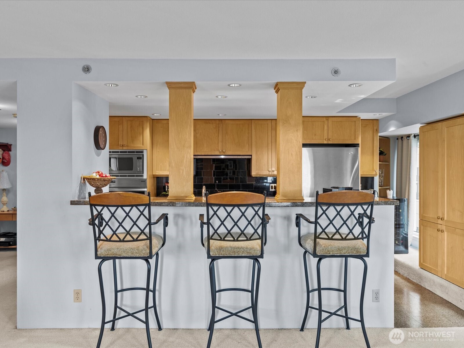 121 Vine Street Unit: 601