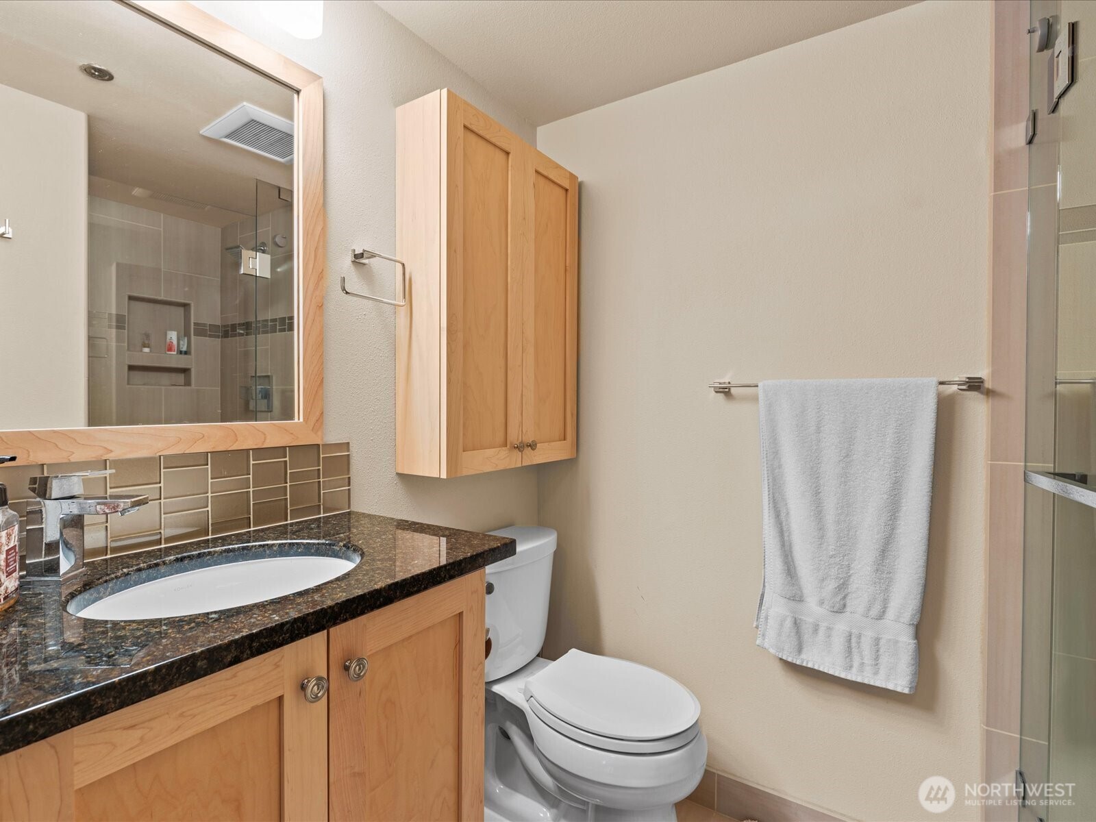 121 Vine Street Unit: 601