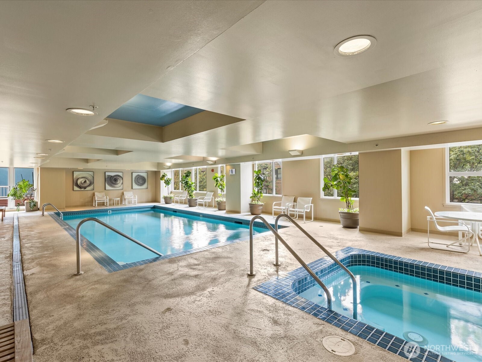 121 Vine Street Unit: 601