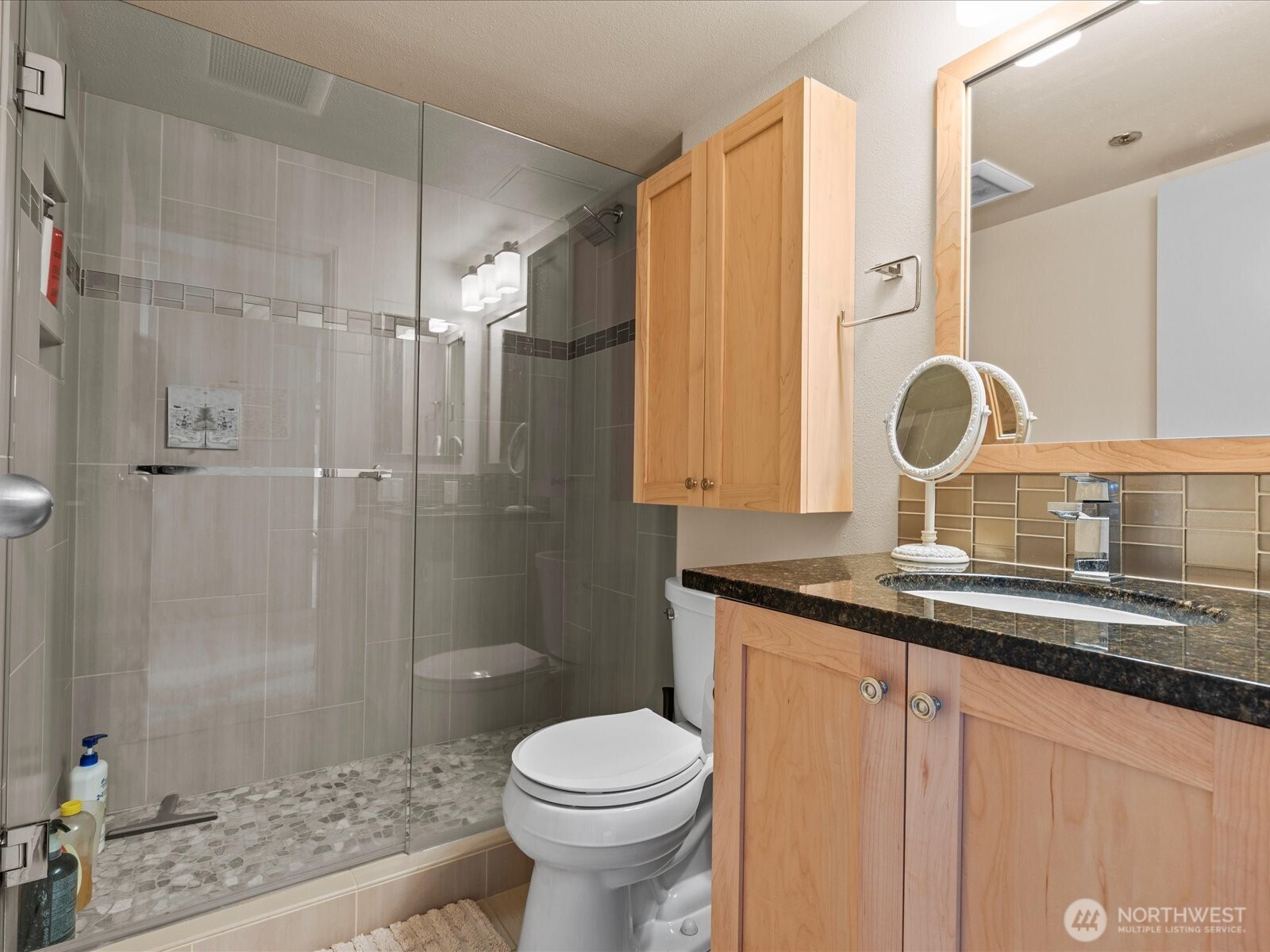 121 Vine Street Unit: 601