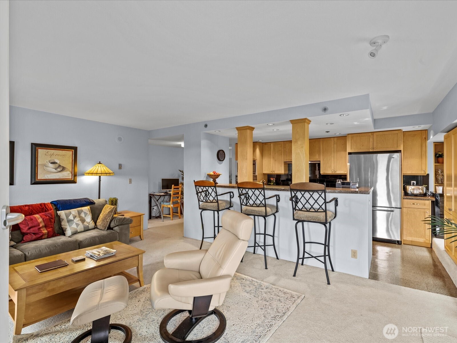 121 Vine Street Unit: 601