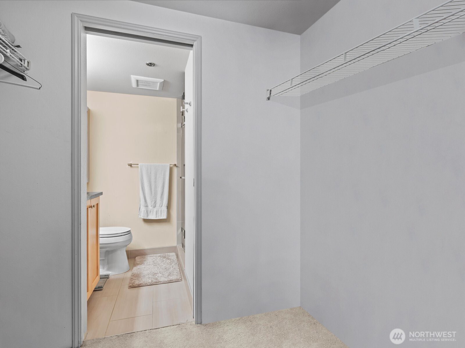 121 Vine Street Unit: 601