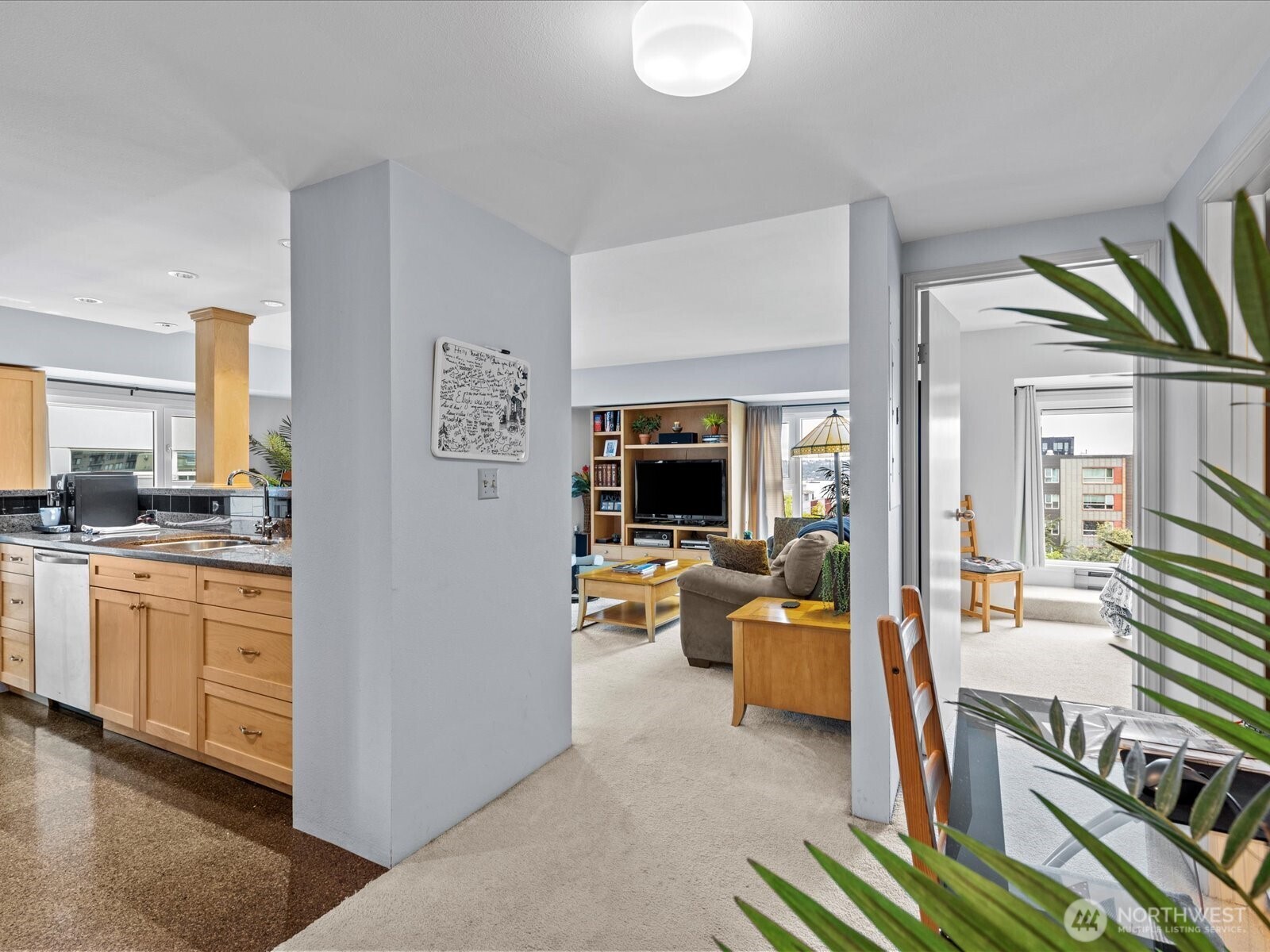 121 Vine Street Unit: 601
