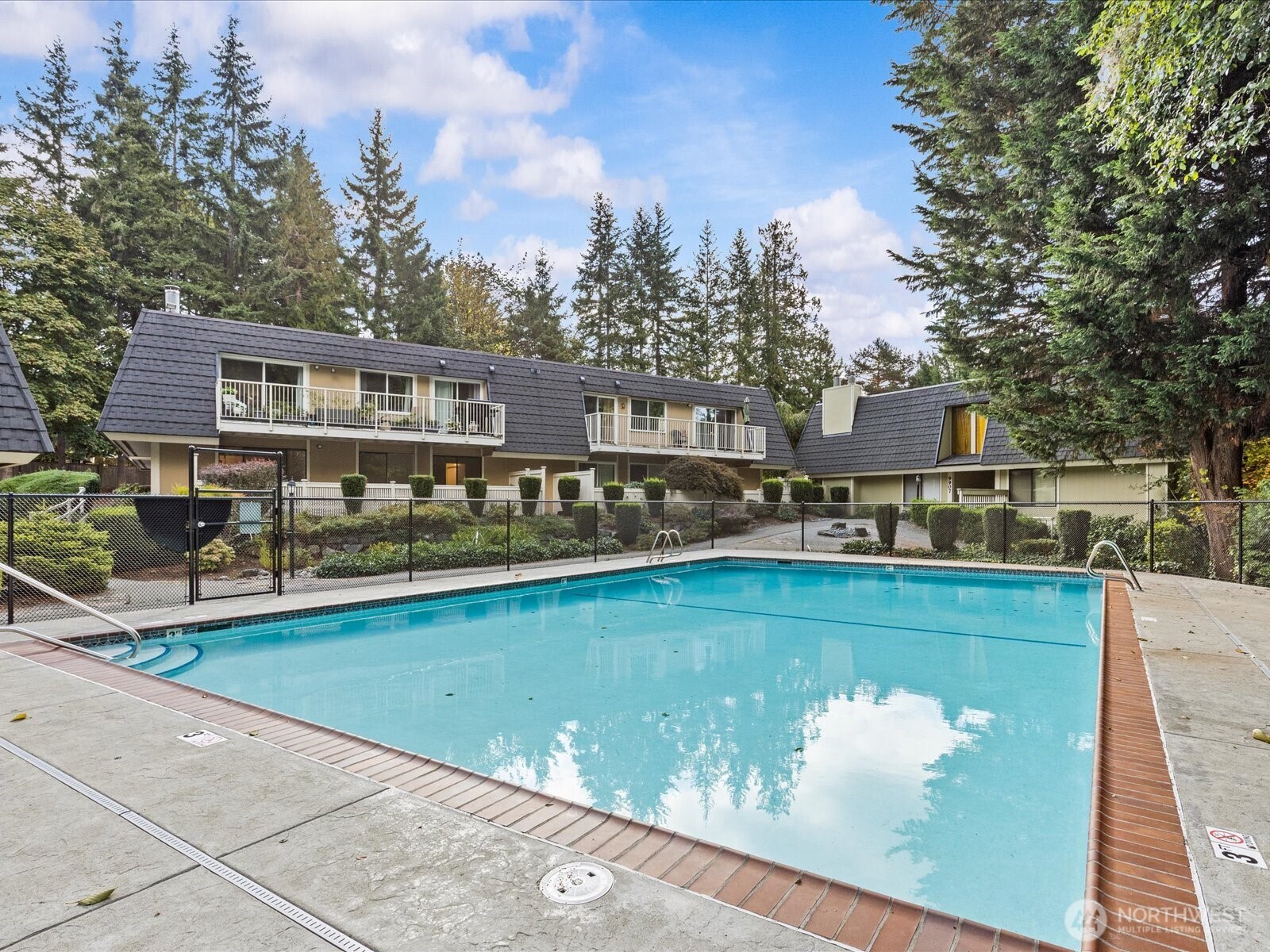 9905 NE 124th Street Unit: 703