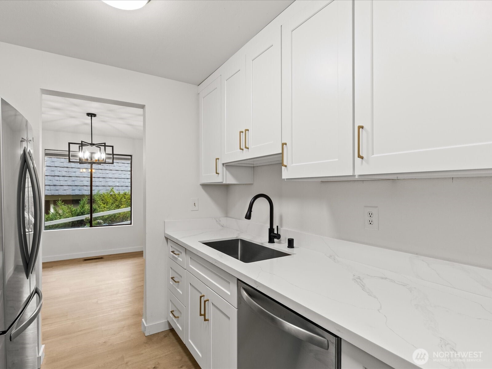 9905 NE 124th Street Unit: 703