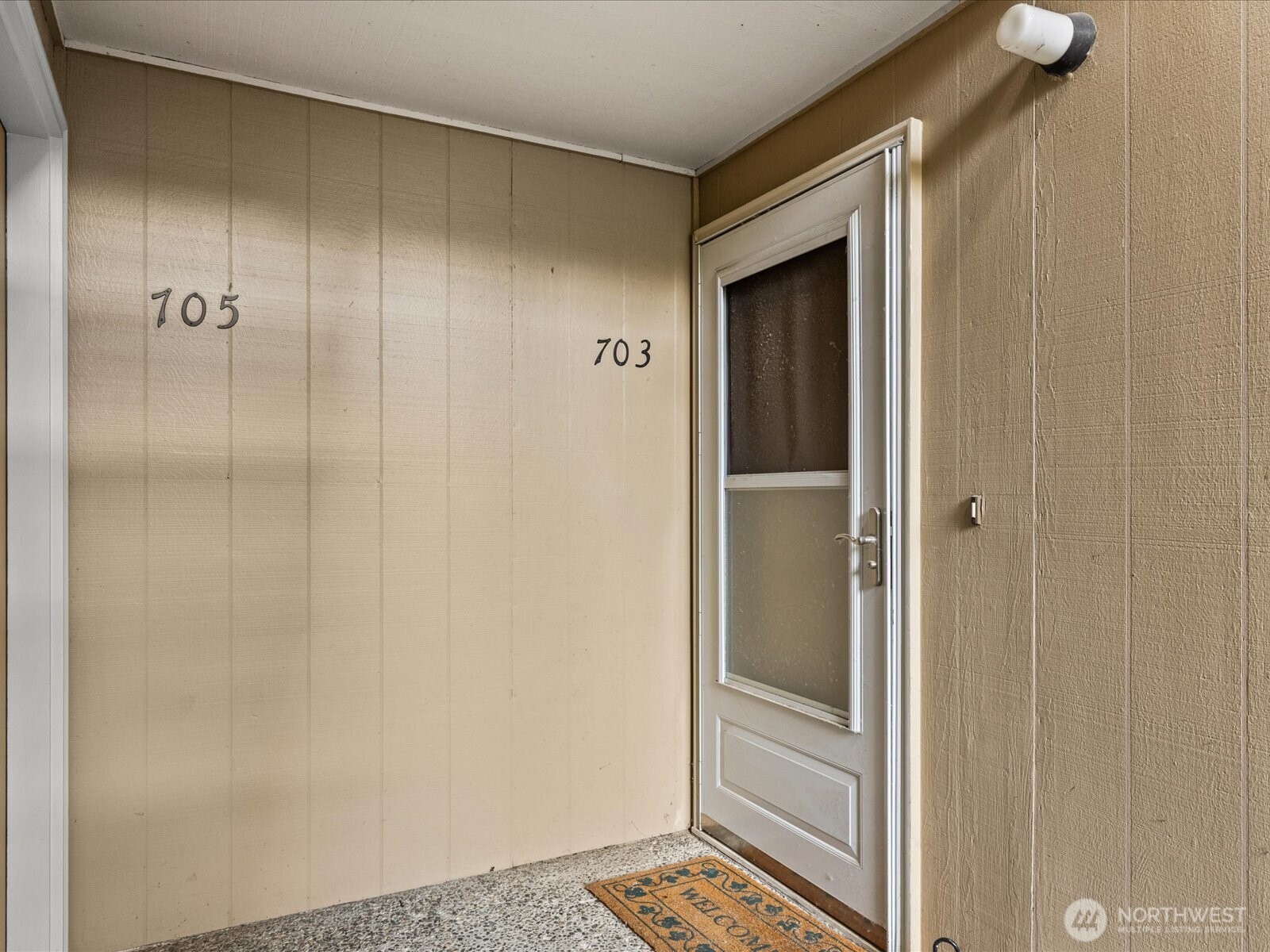 9905 NE 124th Street Unit: 703