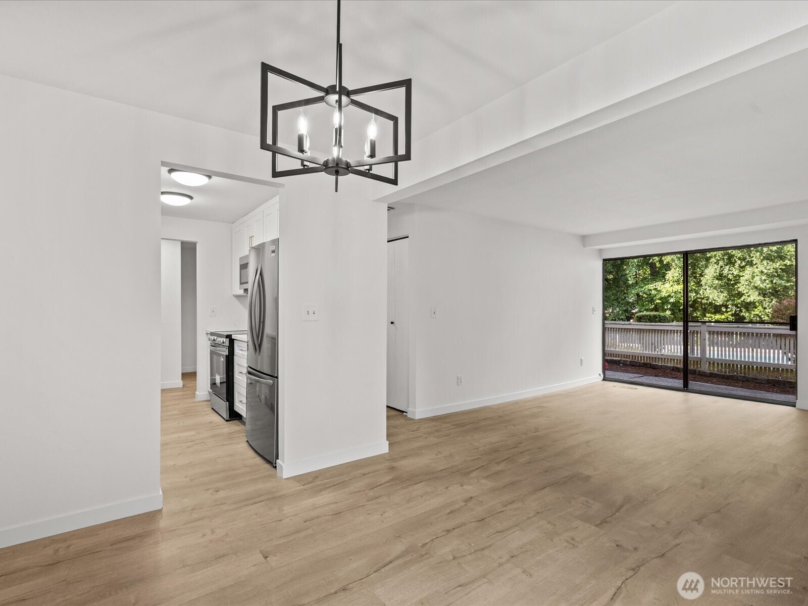 9905 NE 124th Street Unit: 703
