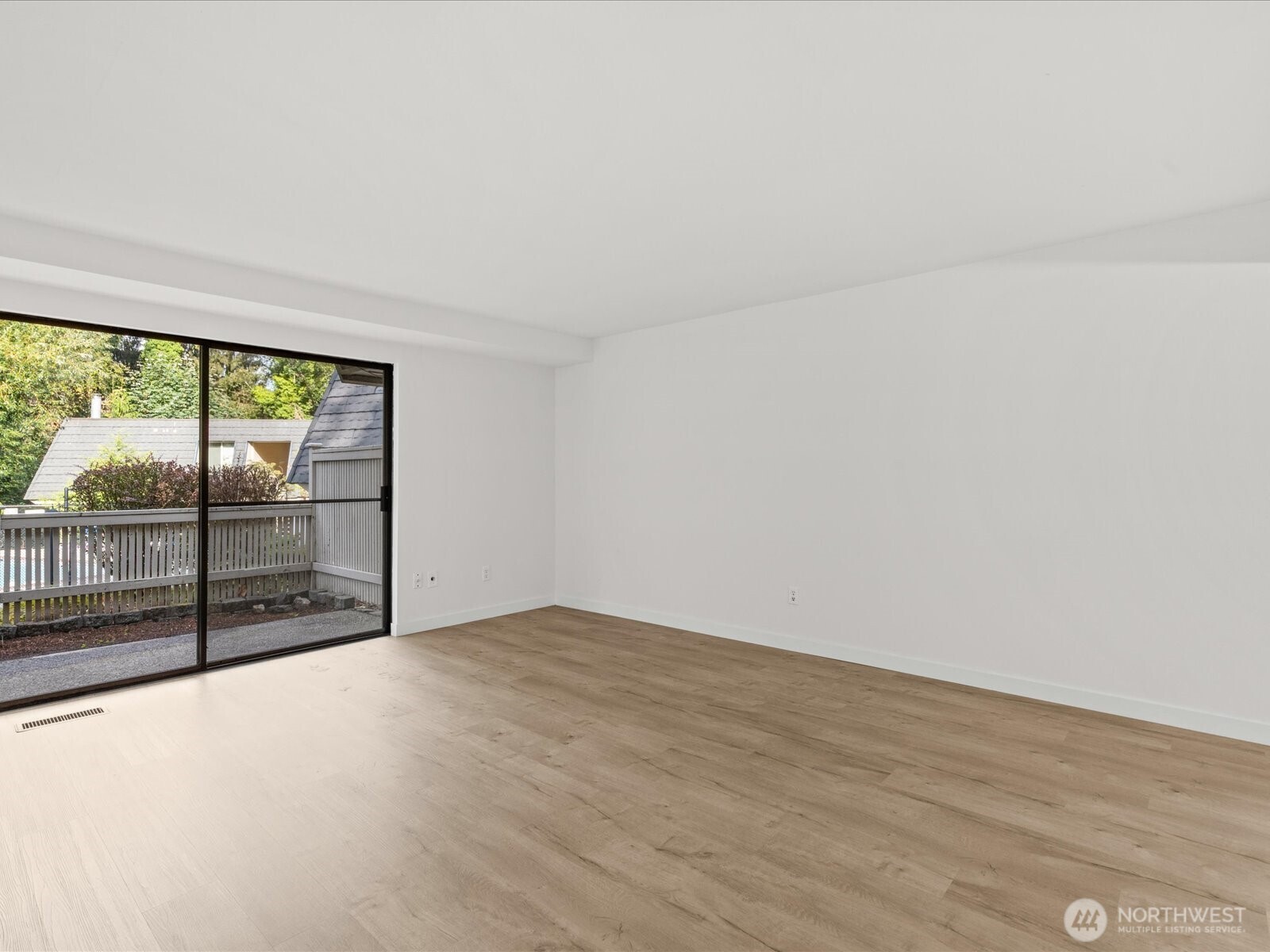 9905 NE 124th Street Unit: 703