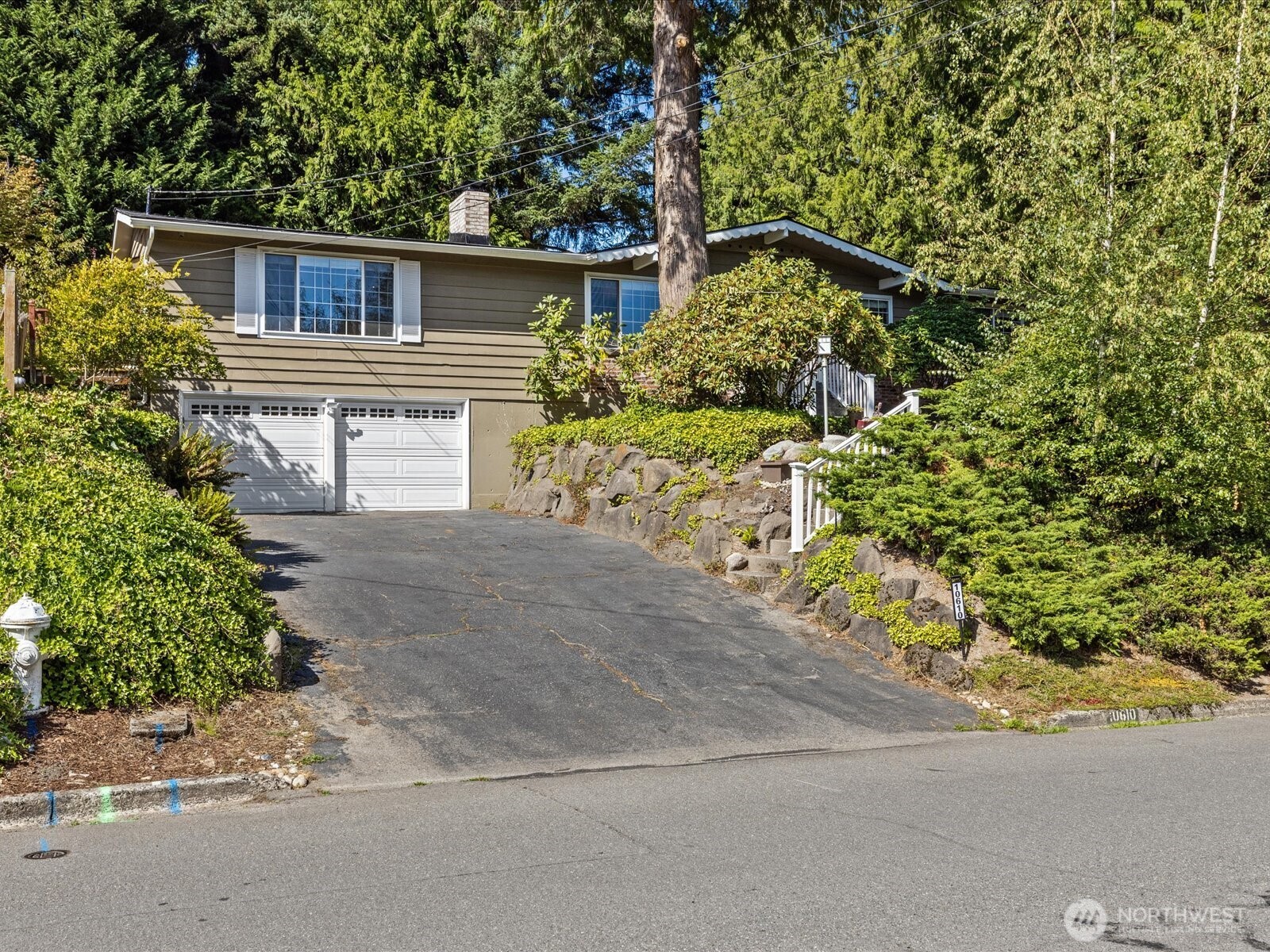 10610 NE 190th Street