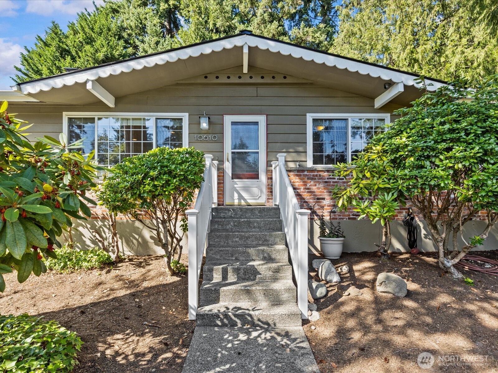 10610 NE 190th Street