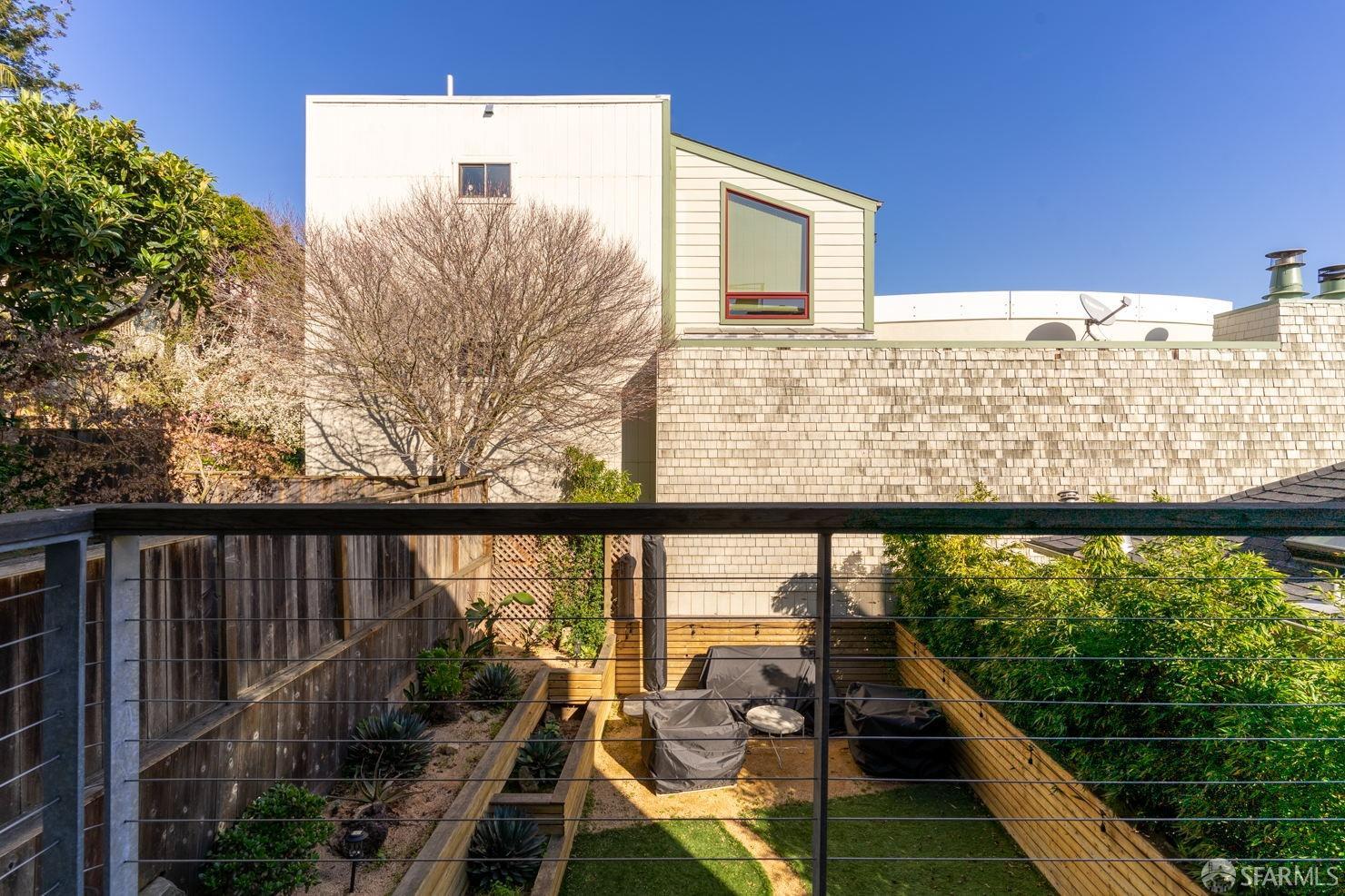 138 Lower Terrace