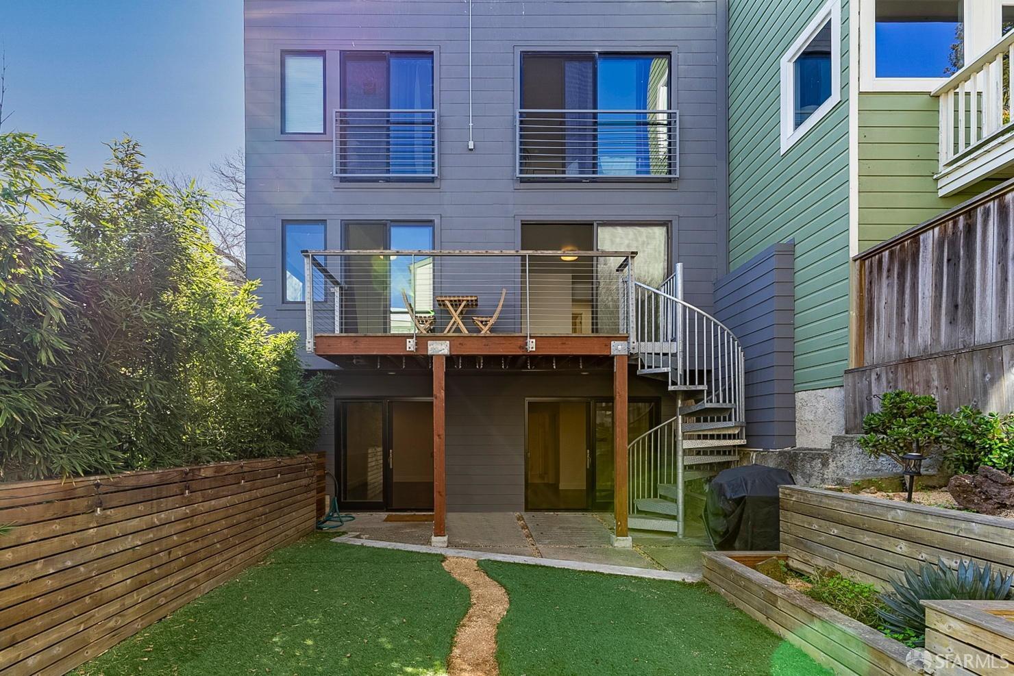 138 Lower Terrace