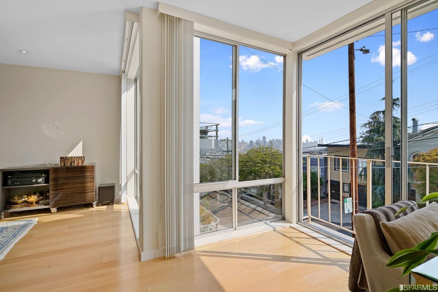 470 Collingwood Street # 2