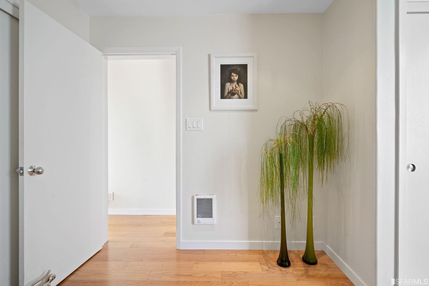 470 Collingwood Street # 2