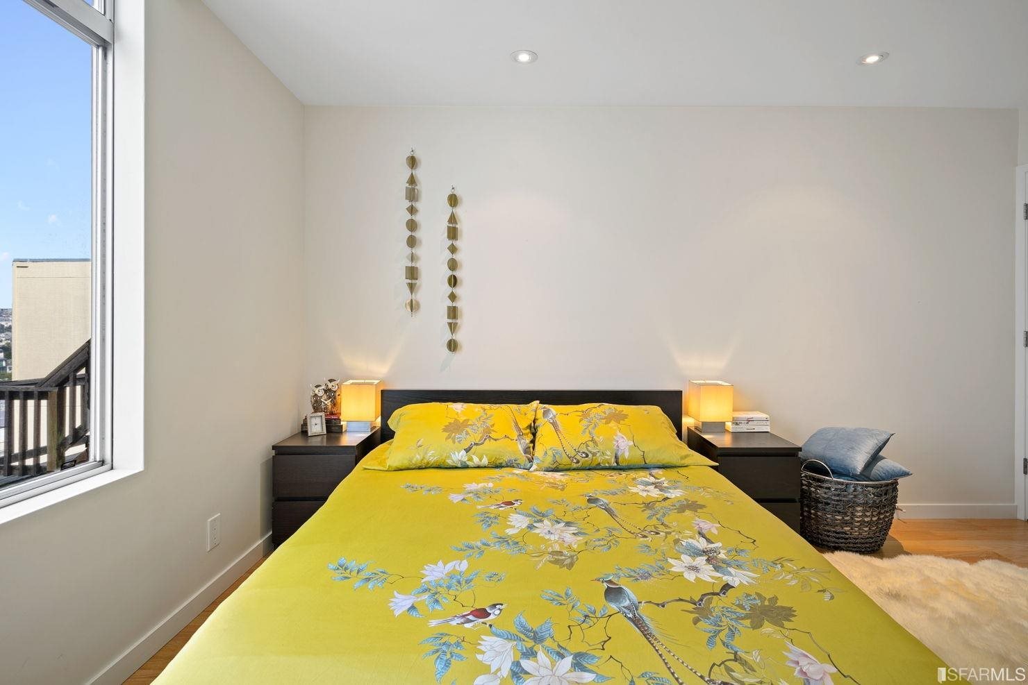 470 Collingwood Street # 2