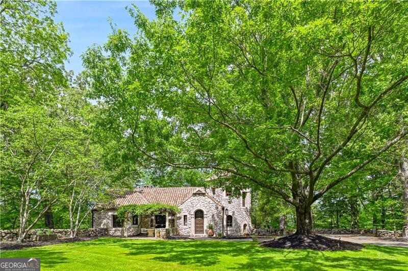 2100 West Wesley Road