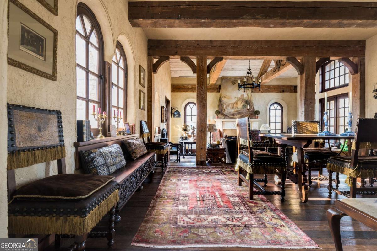 2100 West Wesley Road