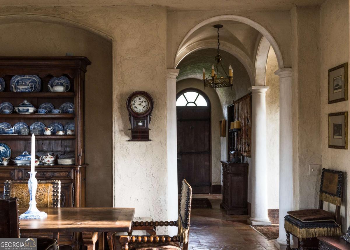 2100 West Wesley Road