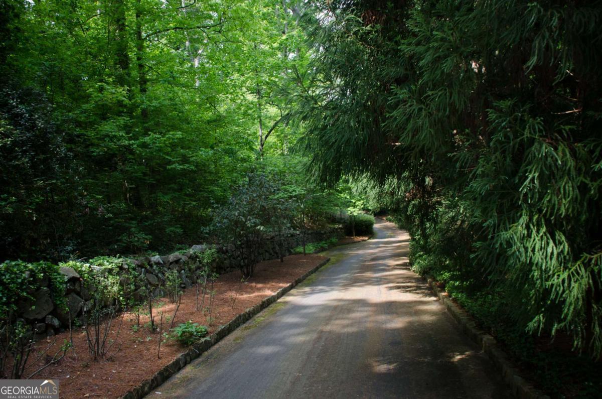 2100 West Wesley Road