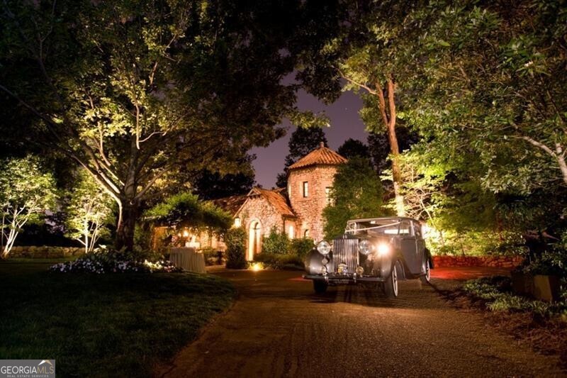 2100 West Wesley Road