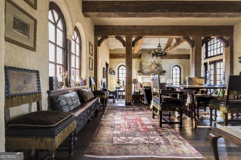 2100 West Wesley Road