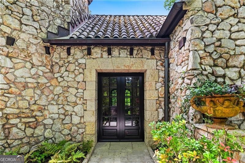 2100 West Wesley Road