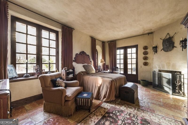 2100 West Wesley Road