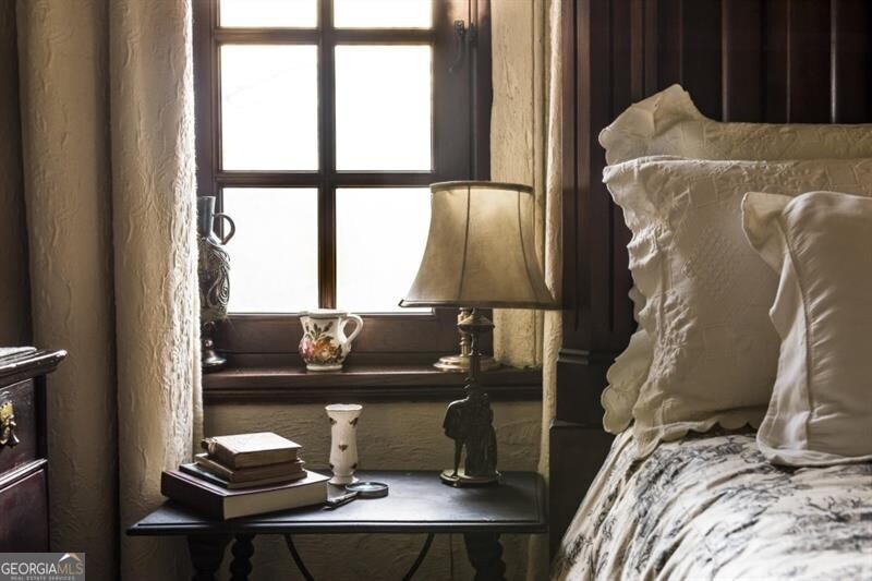 2100 West Wesley Road