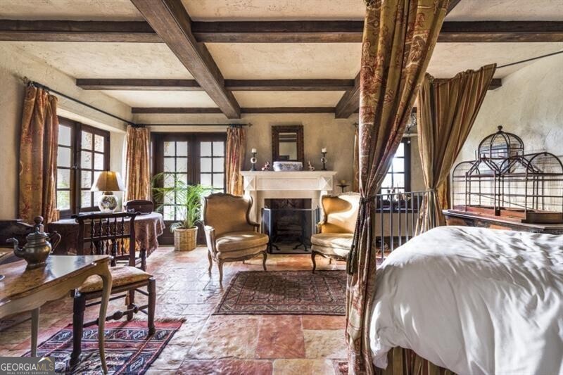 2100 West Wesley Road