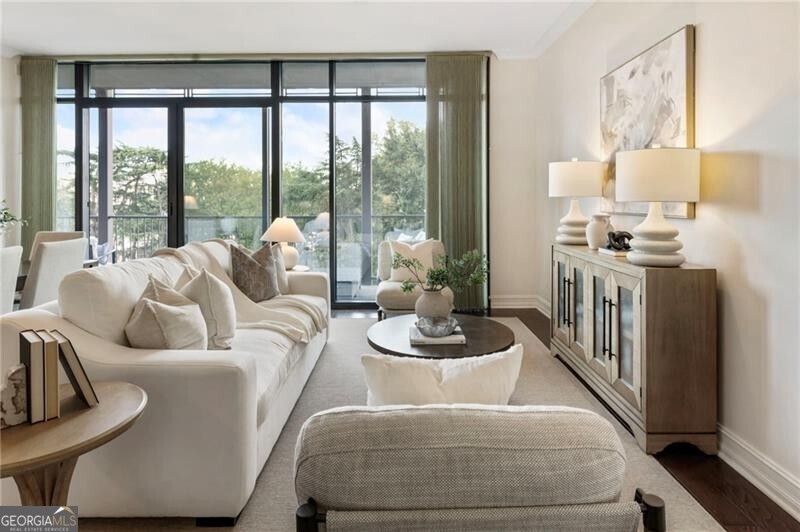 2233 Peachtree Road NE # 503