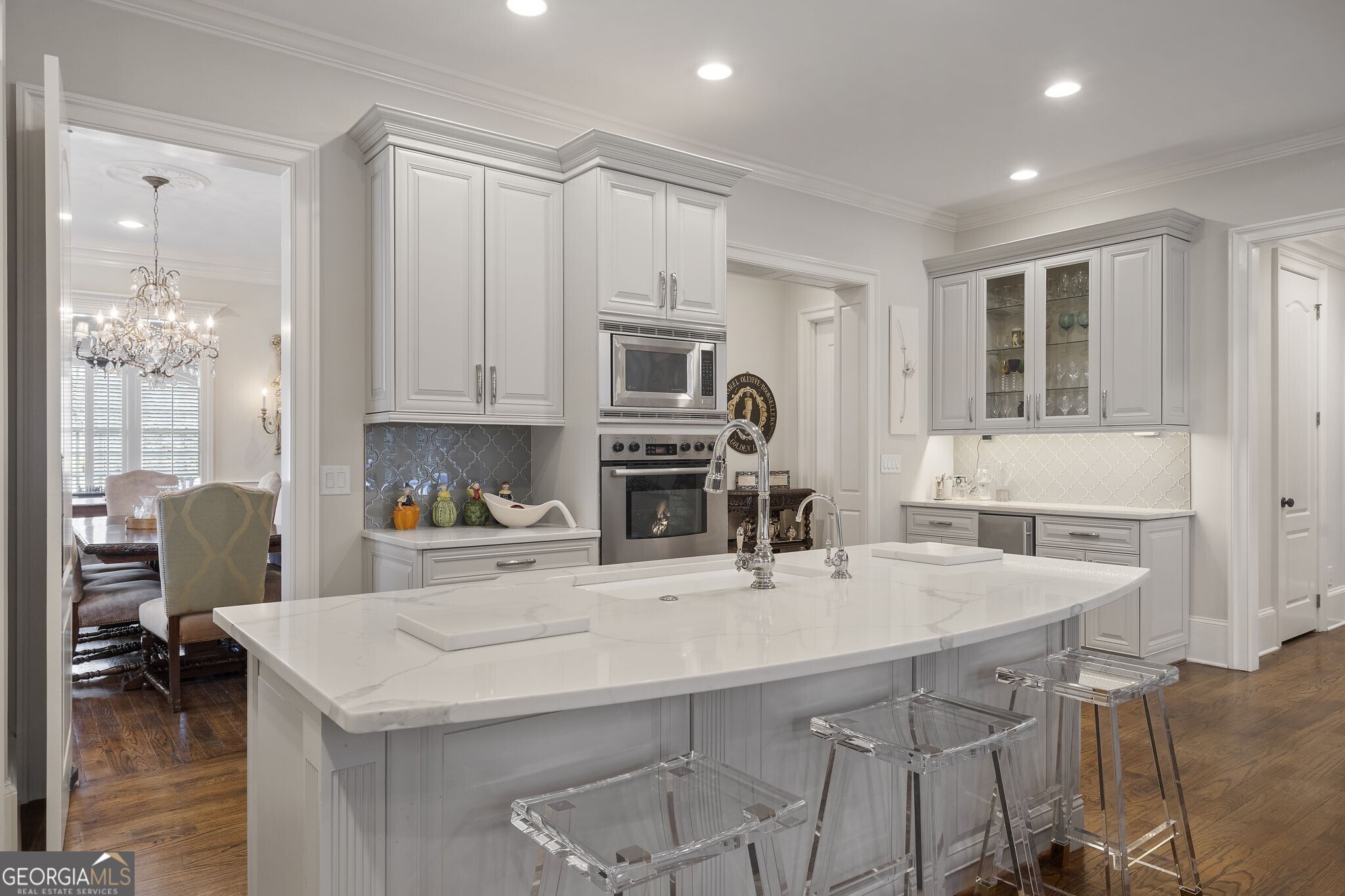 3385 Mathieson Drive