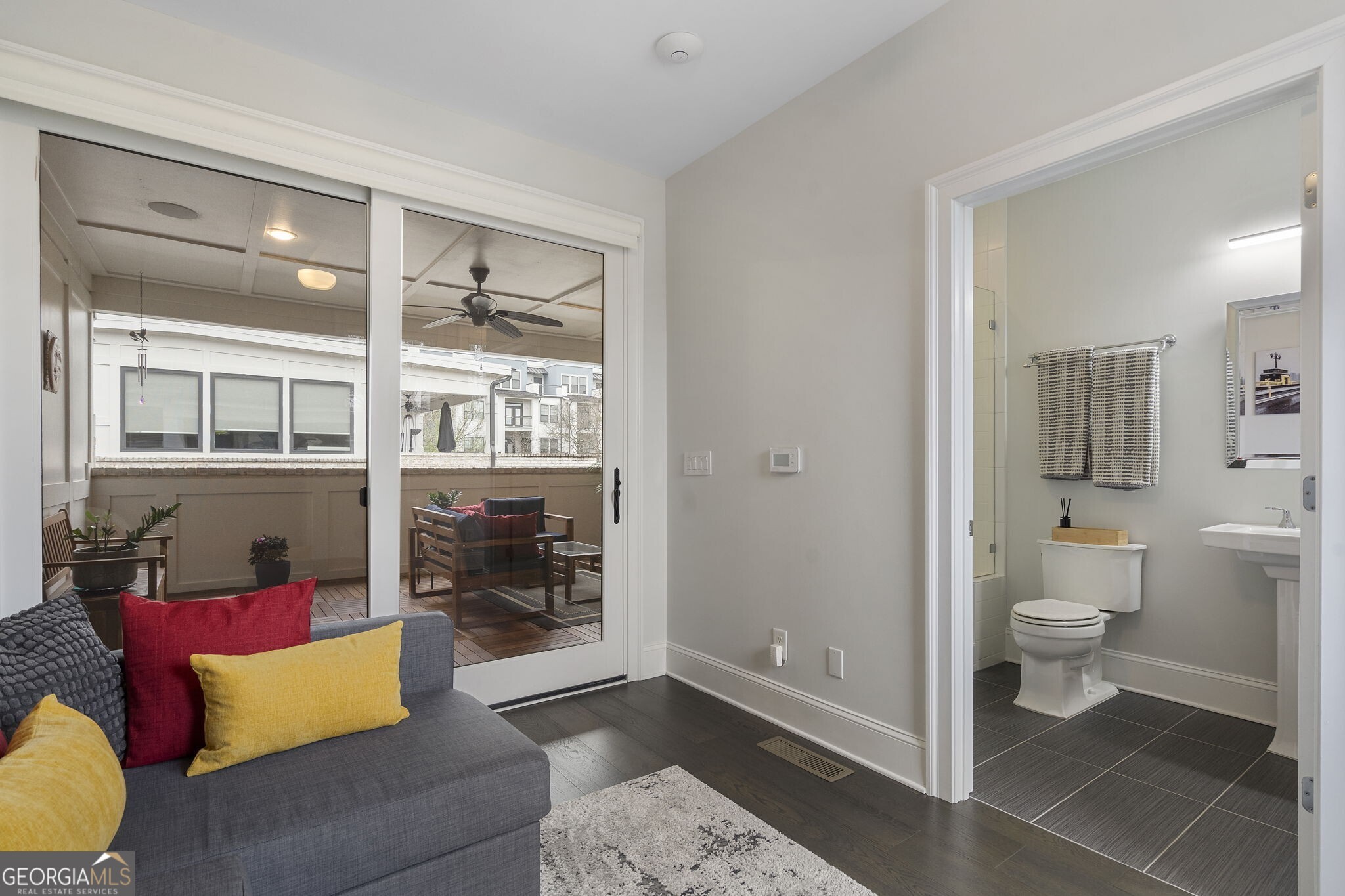 18 Peachtree Avenue # 5