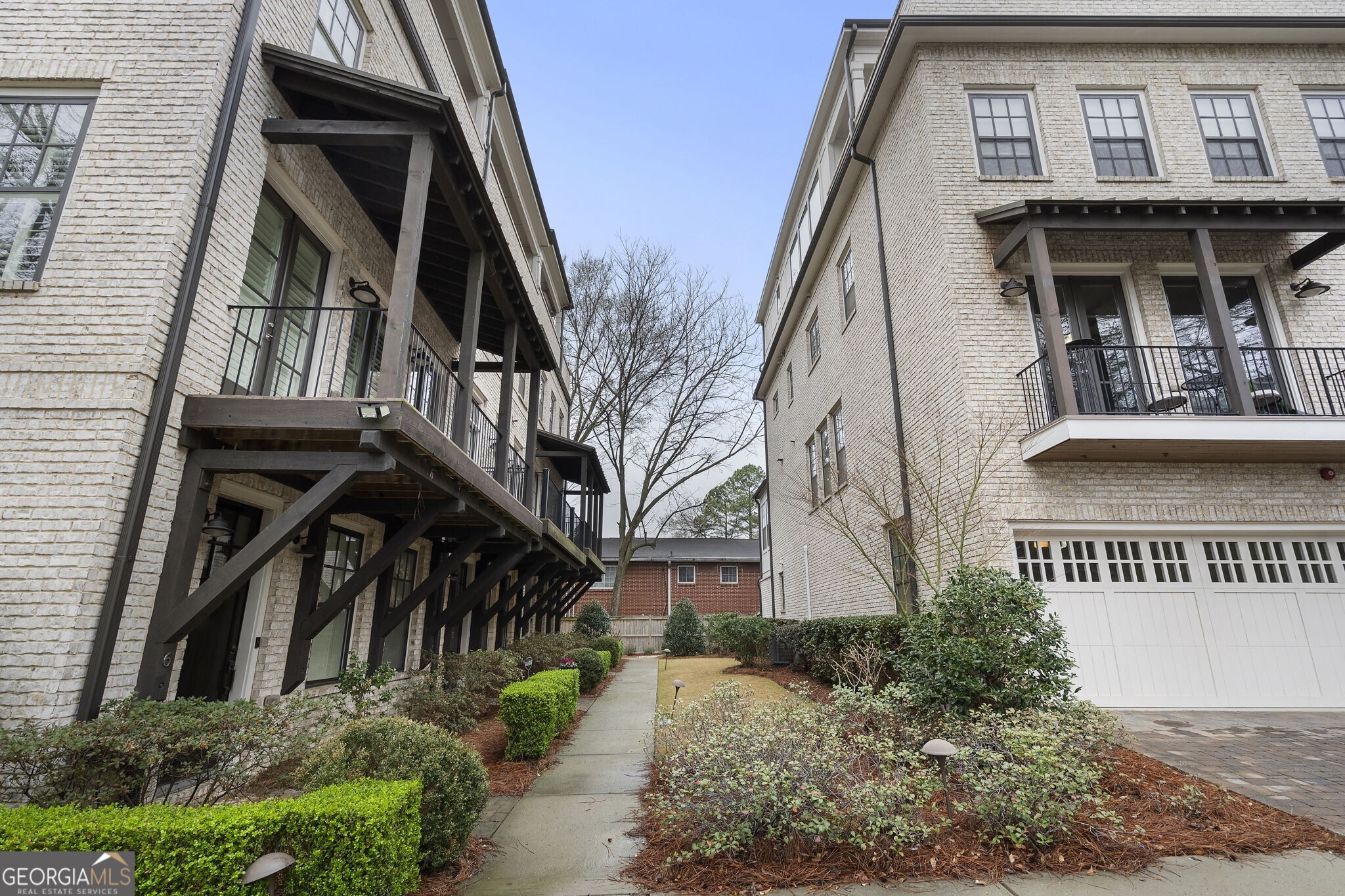 18 Peachtree Avenue # 5