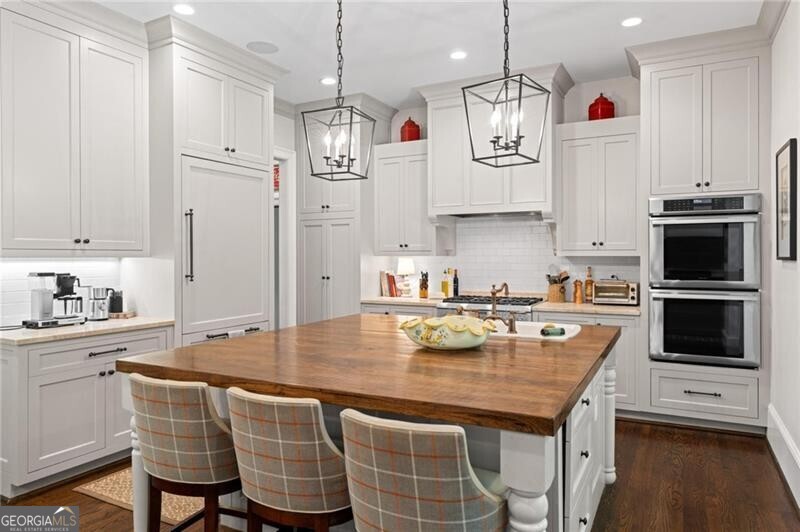 2591 Hyde Manor Drive NW