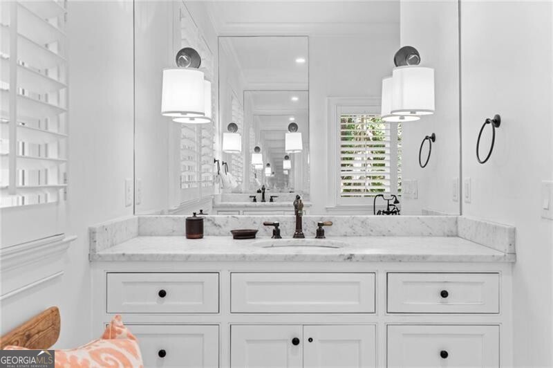 2591 Hyde Manor Drive NW