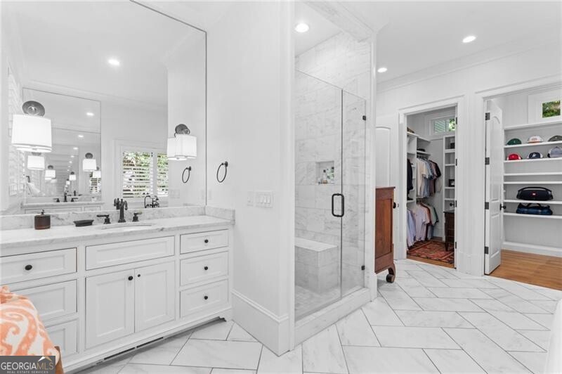 2591 Hyde Manor Drive NW