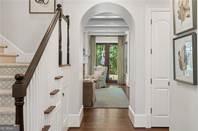 2591 Hyde Manor Drive NW