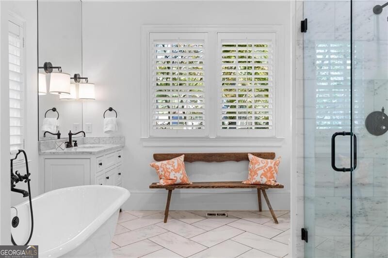 2591 Hyde Manor Drive NW