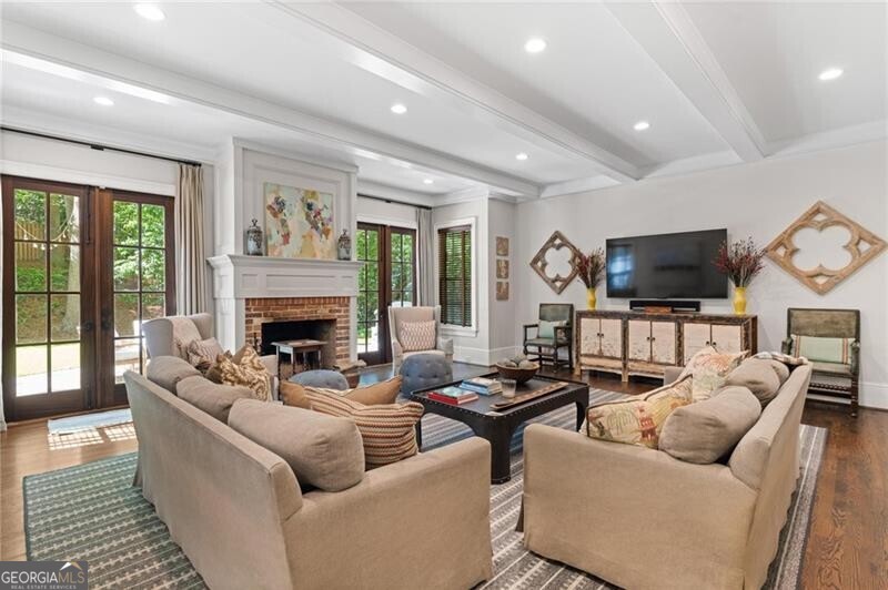 2591 Hyde Manor Drive NW