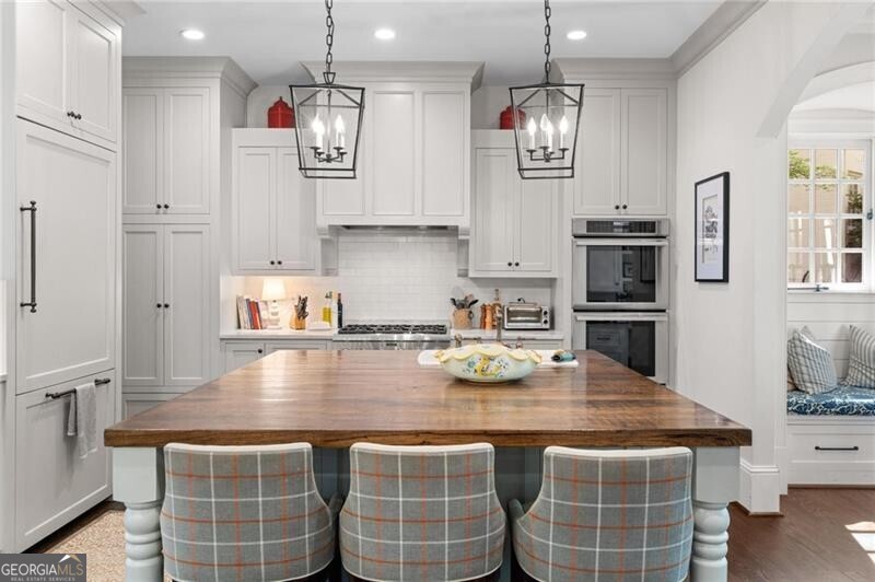 2591 Hyde Manor Drive NW