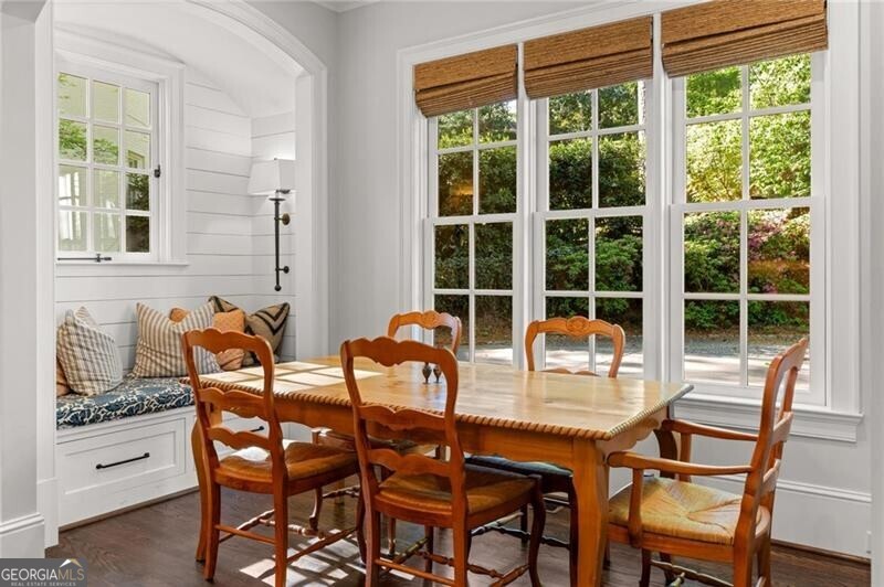 2591 Hyde Manor Drive NW