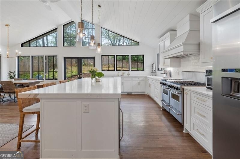 951 Northcliffe Drive NW