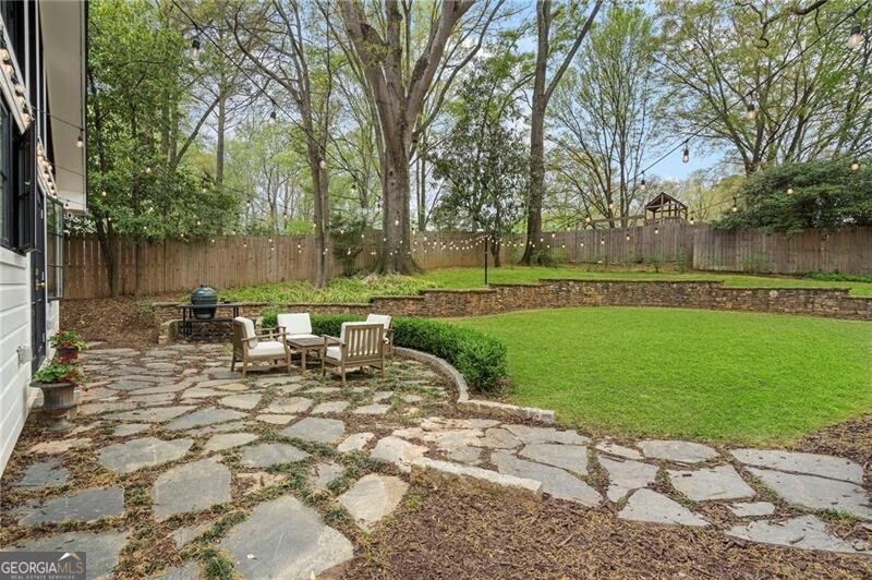 951 Northcliffe Drive NW