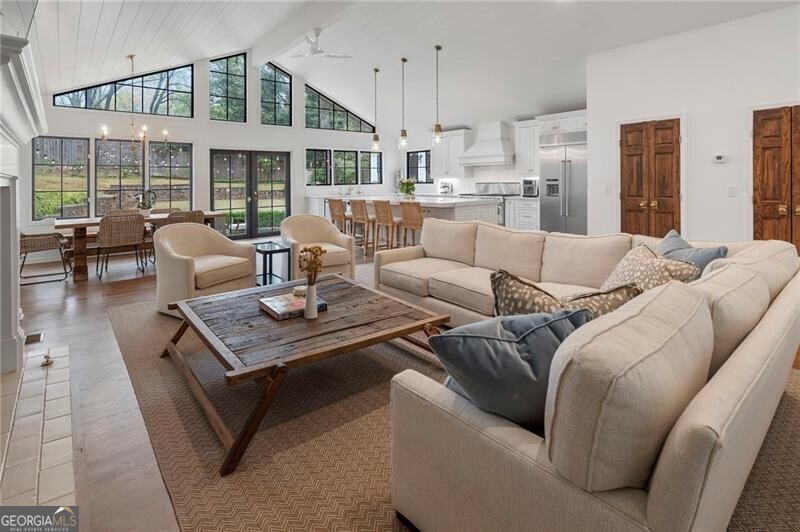 951 Northcliffe Drive NW