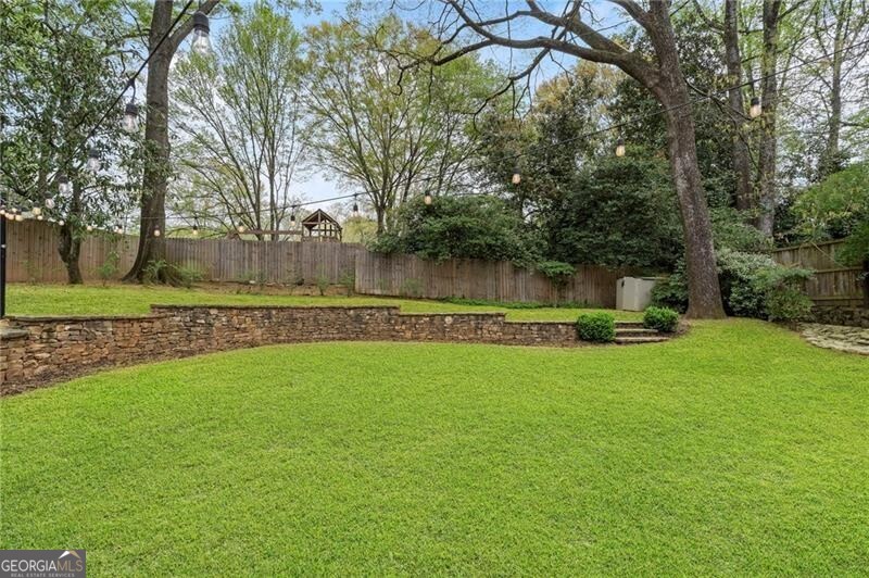 951 Northcliffe Drive NW