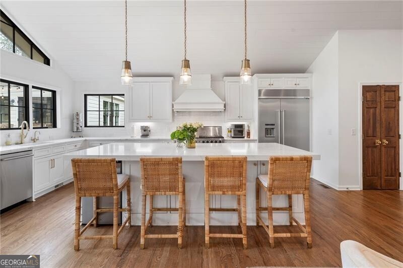 951 Northcliffe Drive NW