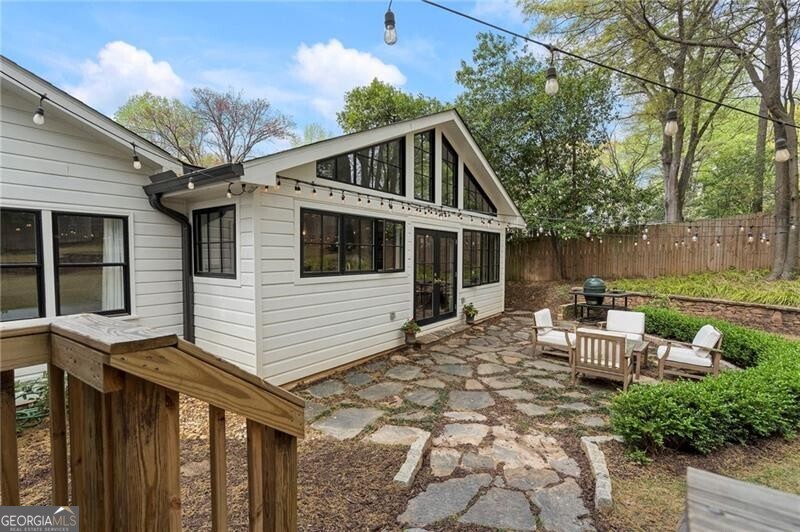 951 Northcliffe Drive NW