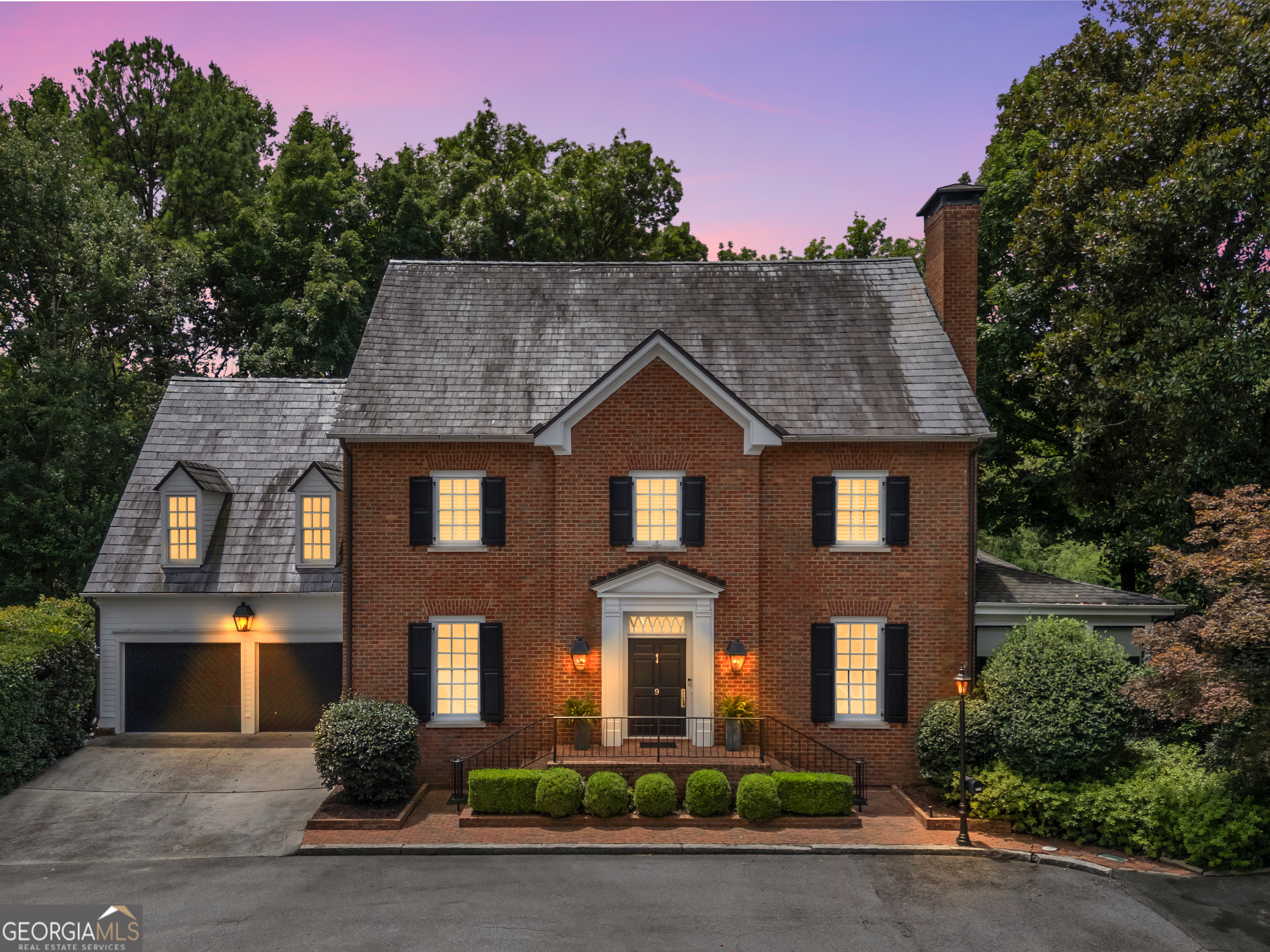 9 Nacoochee Place NW