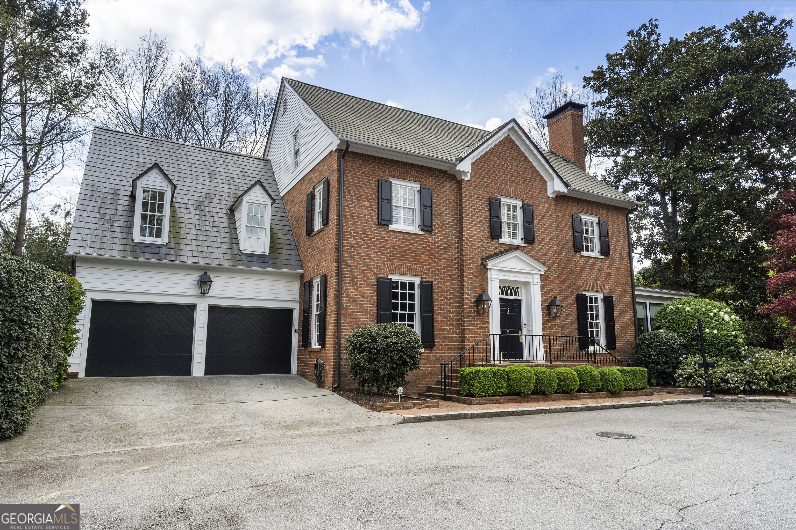 9 Nacoochee Place NW